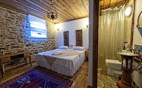 Birgi Hotel Saliha Hanim Tas Konak